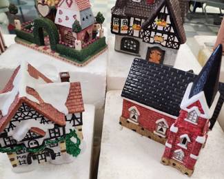 Snow Hamlet Houses Decor