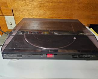 Pioneer PL-990 Turntable