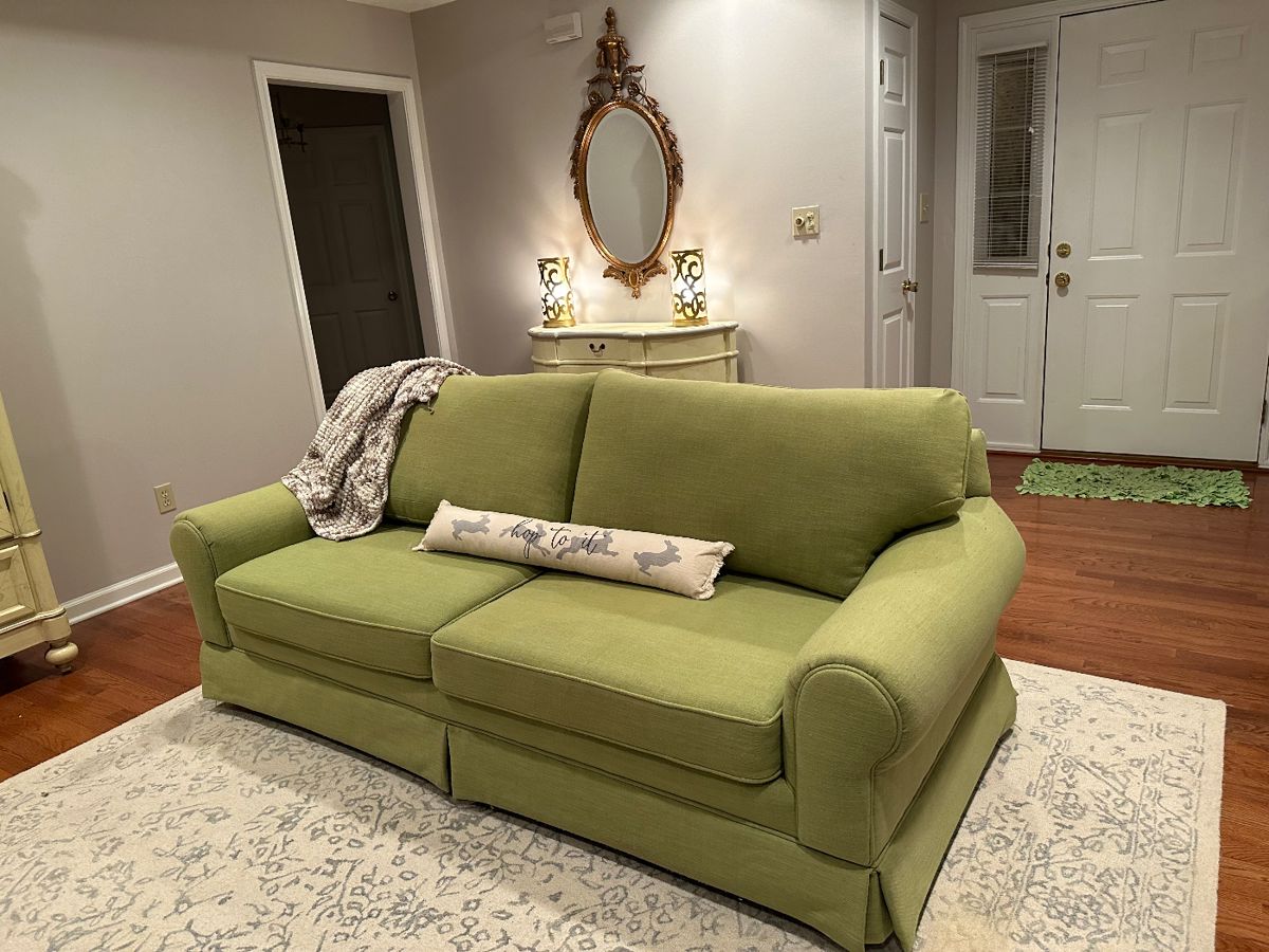 ANTIQUES with MODERN DECOR IN HOPKINSVILLE, KY starts on 1/12/2024