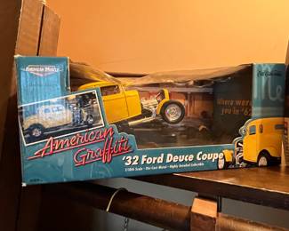 1/18 Ertl American Graffiti Yellow 1932 Ford Deuce Coupe