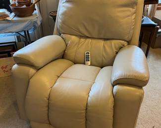 La-Z-Boy leather power recliner - less than 2 years old!