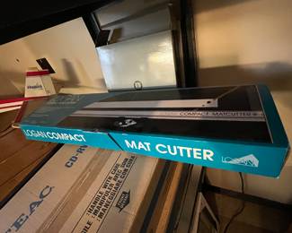 Logan compact mat cutter