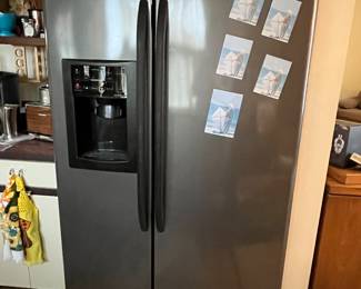 GE side by side refrigerator (ice maker not working)......