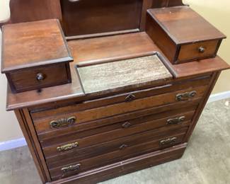 VTG. EASTLAKE STYLE DRESSER W MIRROR