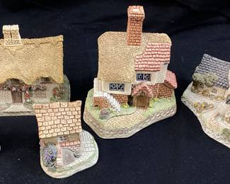 (5) DAVID WINTER HANDMADE FIGURINES