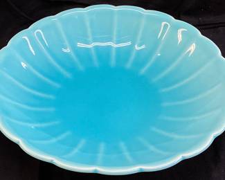 ROOKWOOD 13 SCALLOPED CENTERPIECE