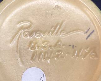 4 ROSEVILLE POTTERY PIECES, 2 CANDLESTICKS