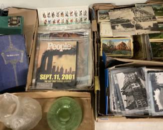 CHOICE BOX LOT HUMMEL, POSTCARDS