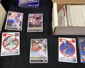 LARGE GROUP ASSORTED BASEBALL, FOOTBALL, HOCKEY, BASKETBALL CARDS, 1970s-1990s, BILLY SIMS, BRET FAVRE, BRET SABERHAGAN, DWIGHT GOODEN, FRANK THOMAS, PETE ROSE, FLEER, DONRUSS, TOPPS, UPPER DECK