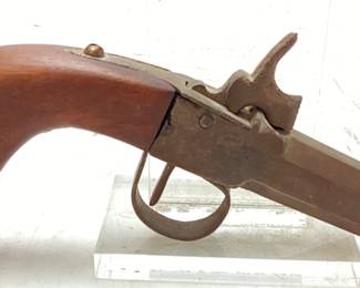 ANTIQUE PERCUSSION POCKET PISTOL, GOOD CONDITION, OCTAGONAL 4'' BARREL, NO VISIBLE MARKINGS,