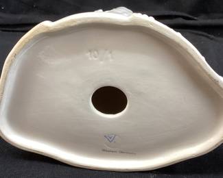 GOEBEL HUMMEL WEST GERMANY WHITE MADONNA W CHILD