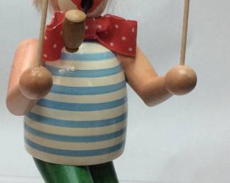 VINTAGE CLOWN PAINT JUGGLER SMOKER
