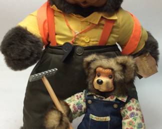 PAIR OF ROBERT RAIKES BEARS