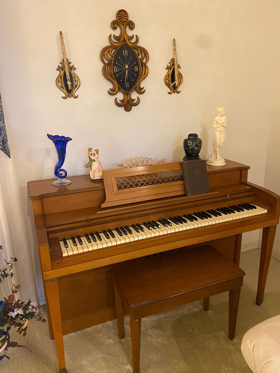 Lake Yale Estate 2013 Cadillac , Handwoven... starts on 1/11/2024