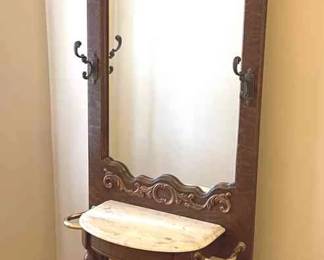 Pulaski Furniture Hall Tree