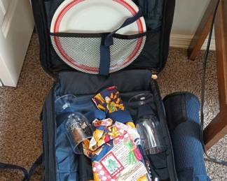 Picnic Set in Backpack