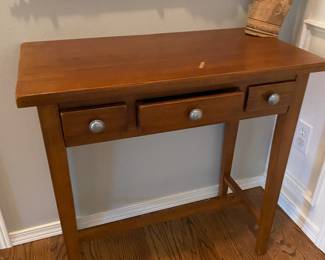 3 Door Shaker Style Sofa Table