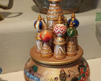 Hand Carved/Painted Moscow Music Box
