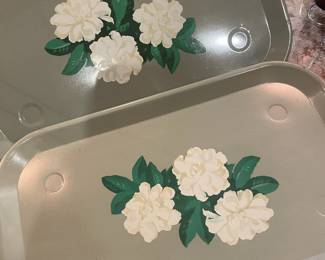 2 Grey Tin Trays with White Flowers 