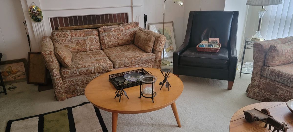 COLLECTORS DREAM 50 OFF ROYAL OAK ESTATE SALE starts on 1/19/2024