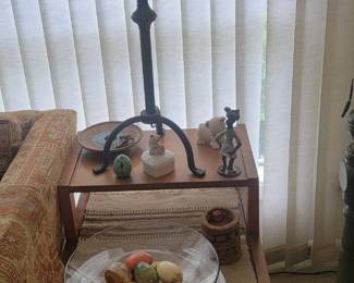 Conant Ball MCM End Table, Metal Lamp