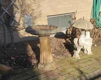 Garden Cement Art and Planters