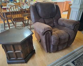 Recliner
