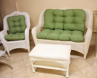 Wicker Furniture Set