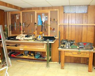 Work Benches, Sliding Tool Rack