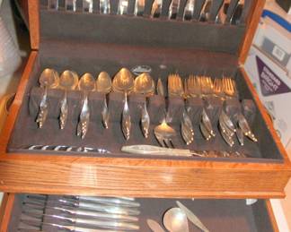 92 pcs. Reed & Barton Lark Mid Century Sterling Flatware