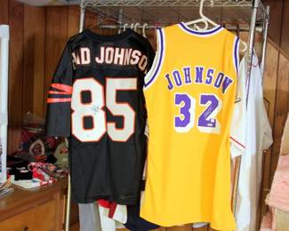 Autographed Jerseys Magic Johnson, Chad Johnson