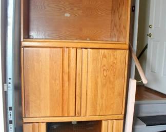 Bookcase / Wall Unit