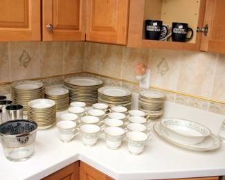 103 pcs. Noritake Miyoshi