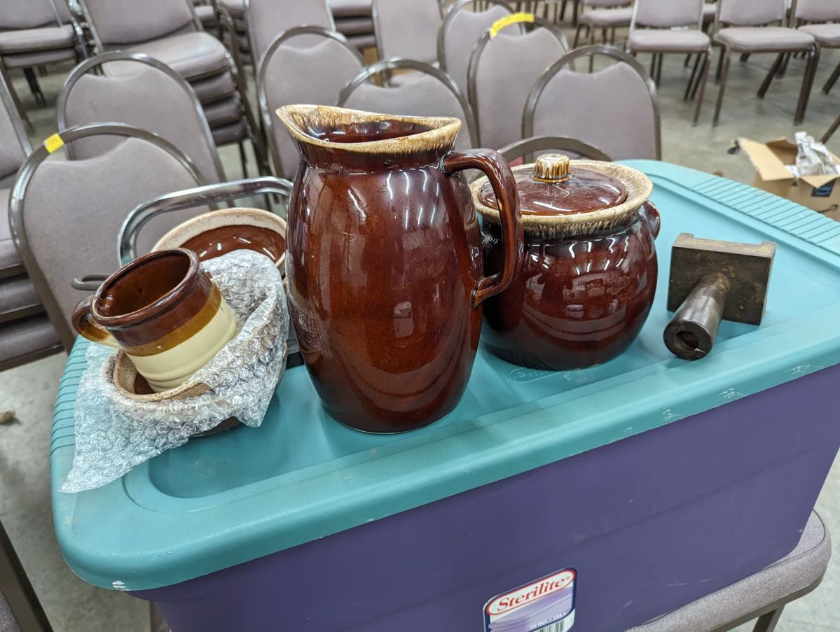 Sunday 1 o'clock Auction Sparta TN starts on 1/7/2024