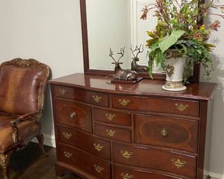 Dresser and Mirror Lexington Furniture The Palmer Home Collection