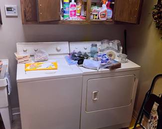 Maytag washer Dryer set