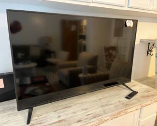 Great Vizio 50" Smart TV