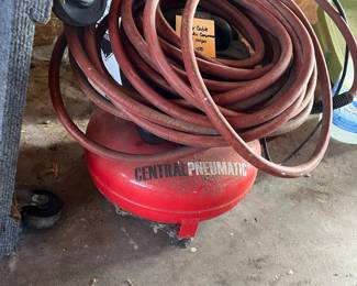 Central Pneumatic pancake compressor