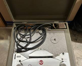 VTG RCA Reel to Reel Player. —- $100