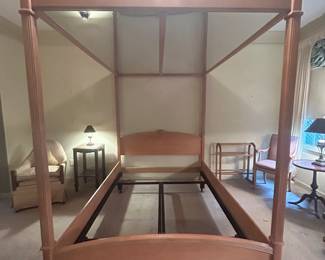 Bernhardt Queen Sized 4 Poster Bed with Mirrored Top! Some wear on the inside of the siderails, but great condition otherwise.  --- $300 
