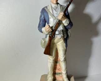 Minute-man porcelain soldier figurine by Andrea/Sadek, musical. Plays "God Bless America". 9.5" tall. EUC --- $75