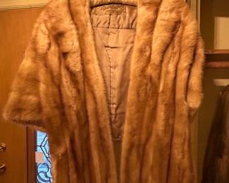 Vintage. Autumn  JP Allen Mink Stole Bridal Wrap, Medium. Excellent Condition.  —- $230