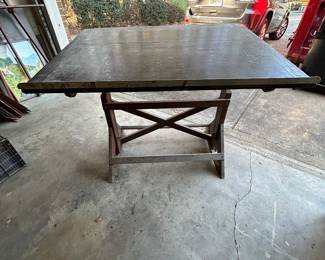 Vintage art/drafting table. Great used condition. --- $60
