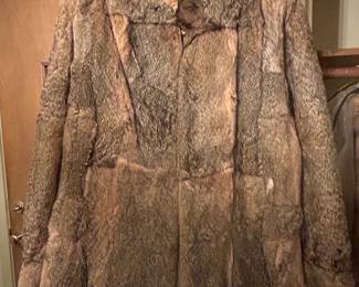Gorgeous Vintage Women's Genuine 100% Rabbit Fur Coat. Made in Hong Kong. Size Medium. Excellent condition. —- $150