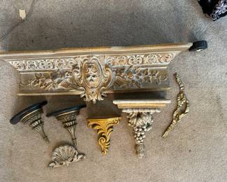 Lot of miscellaneous wall decor. --- $40