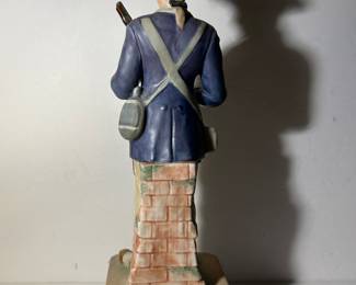 Minute-man porcelain soldier figurine by Andrea/Sadek, musical. Plays "God Bless America". 9.5" tall. EUC --- $75