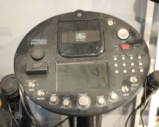 The Singing Machine - karaoke