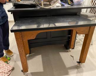 Rolling kitchen stand