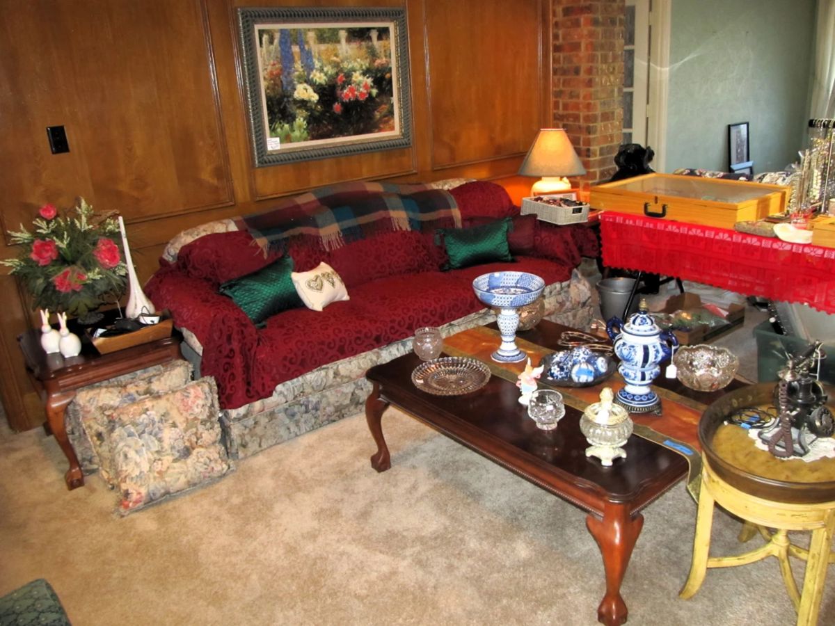 75 Off GRAND SHOWCASE ESTATE SALE IN GARLAND starts on 1/11/2024