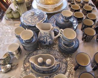 68pc Liberty Blue Historic Colonial Scenes Dinnnerware